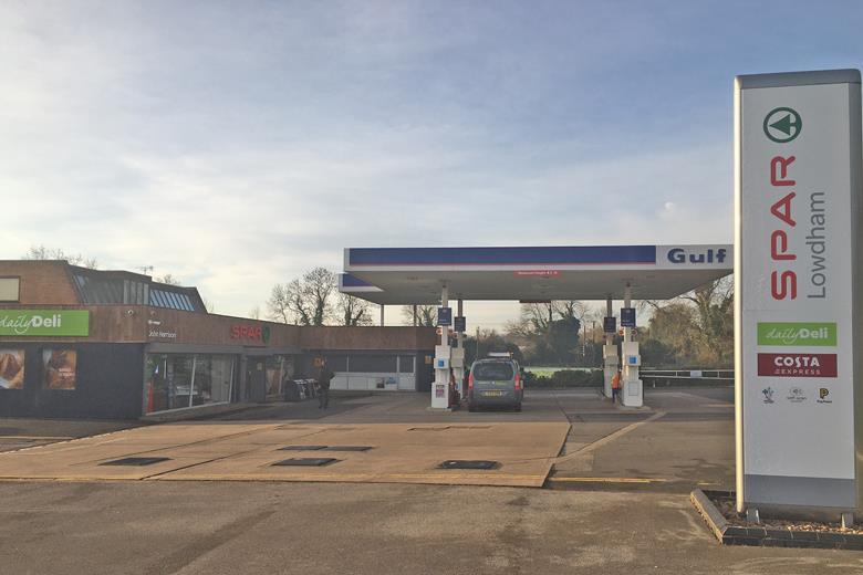 Car dealership owners open new Spar store and forecourt in