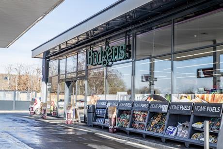 Budgens-Store-Front-Shell Garage Wantage cropped 2