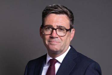 s465_Andy-Burnham-Portrait