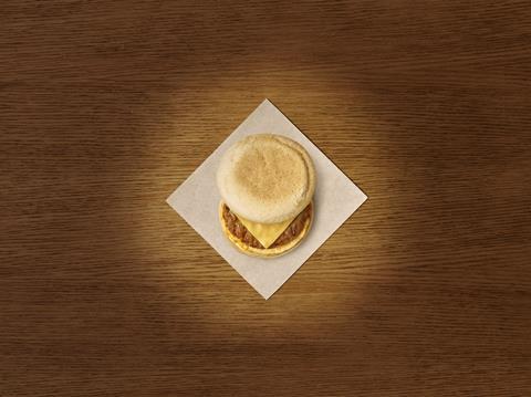 Breakfast_Muffin_WoodBG-01