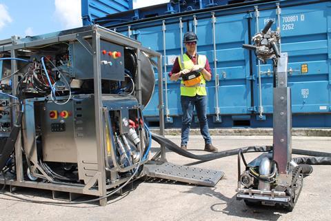 FT - Eurotank launches robotic tank cleaning