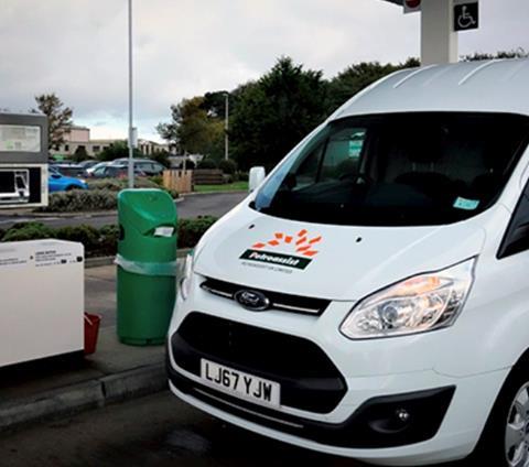 petroassist van2