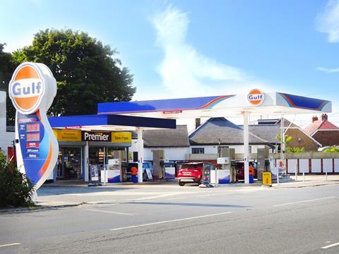 Brooksend SStnForecourt 2