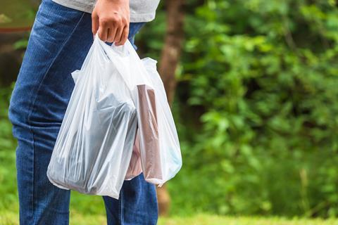 FT - plastic bag GettyImages-999802822