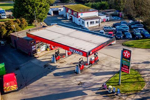 Four Turnings Garage in Fowey