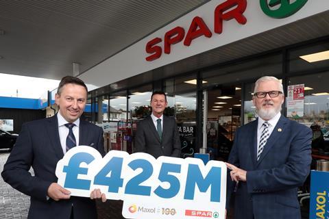 FT -  (l-r) at Maxol Glenabbey Service Station -Brian Donaldson, CEO of The Maxol Group, Ron Whitten, Chief Financial Officer, Henderson Group; and Paddy Doody, Sales and Marketing Director, Henderson Group