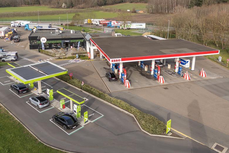 New service identifies 300+ forecourts close to spare grid capacity for ...
